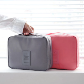 New outdoor Travel hand portable Cosmetic Makeup Organizer.