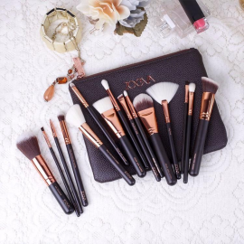 Zoeva 15 Pcs Rose Golden Complete Makeup Brush Set.