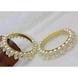 Trendy 4 Pieces Pearl Cara Set